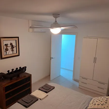 Frente A La Playa Piso 3 Διαμέρισμα Εστεπόνα